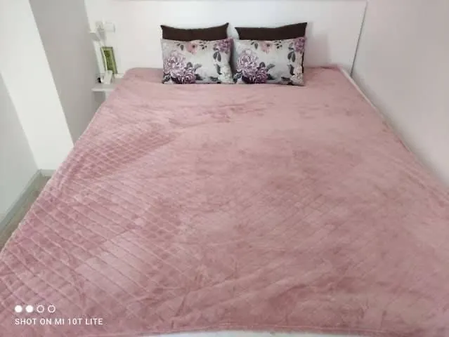 شقة Kapitanska نيخوجة